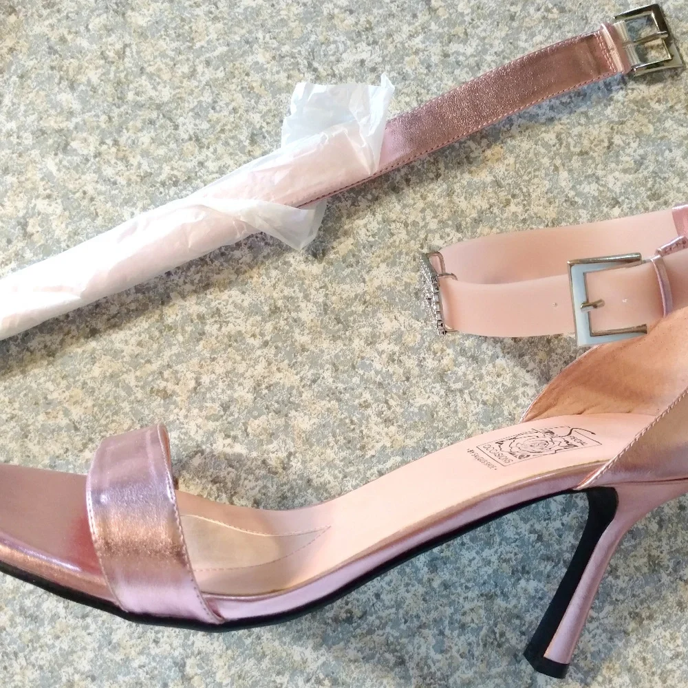 Special Occasions by Saugus Shoe Pink Sandal NWT
